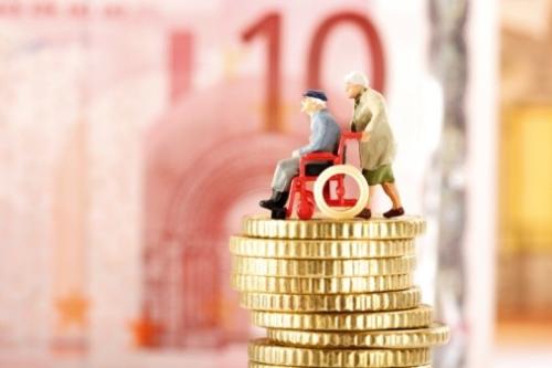 為什么有人希望提早退休？養老金不是越晚退休錢(qián)越多嗎？